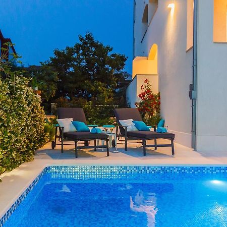 טרוגיר Villa Apartments Katja מראה חיצוני תמונה