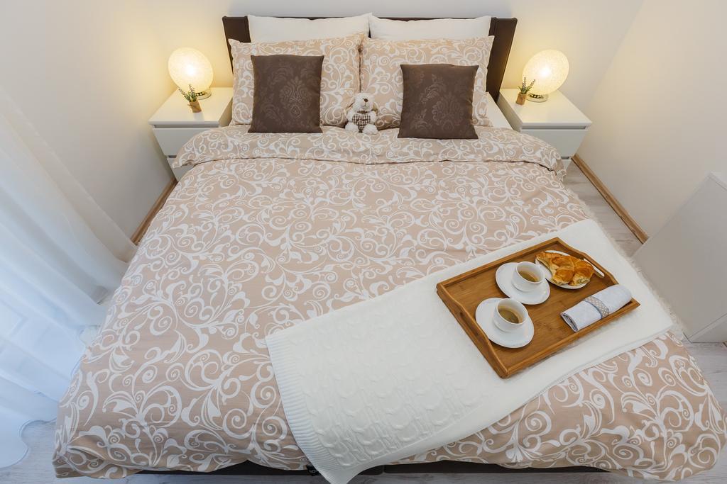 טרוגיר Villa Apartments Katja מראה חיצוני תמונה